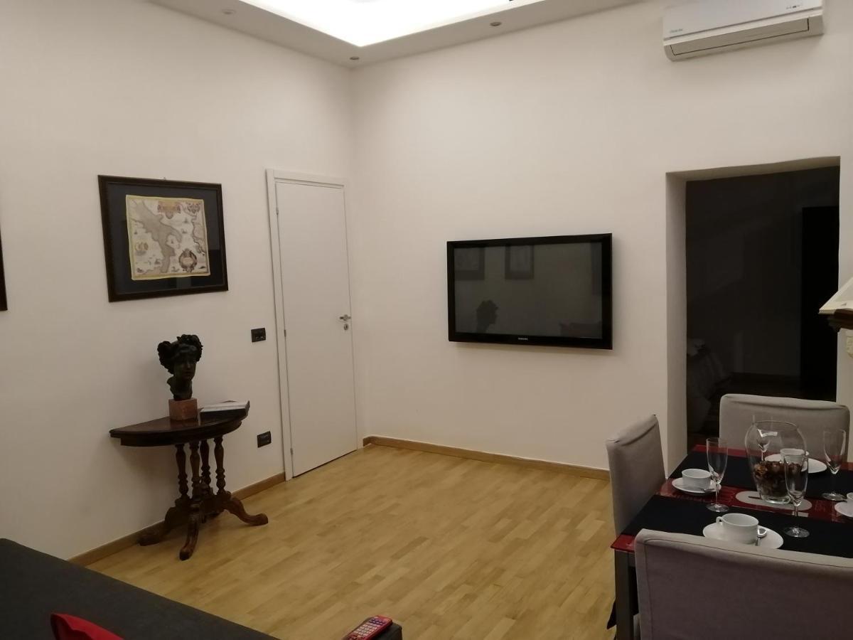 La Dimora Dei Borbone Apartment Naples Luaran gambar