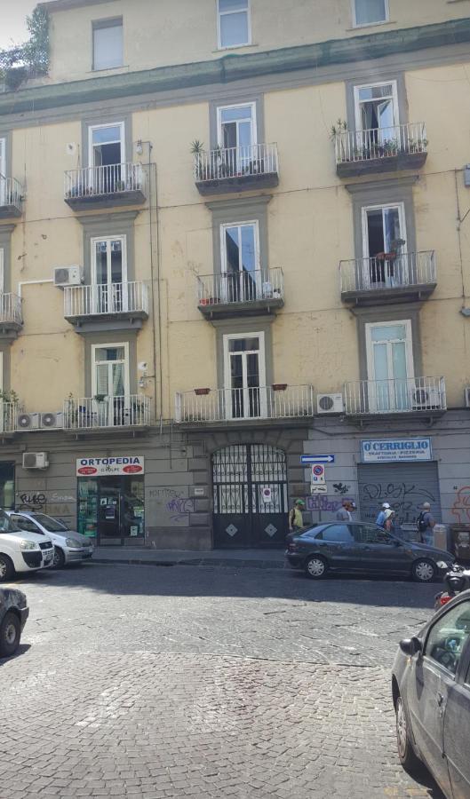 La Dimora Dei Borbone Apartment Naples Luaran gambar
