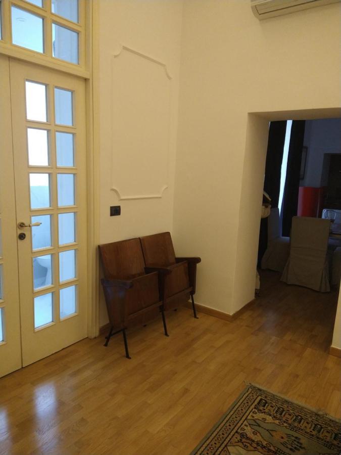 La Dimora Dei Borbone Apartment Naples Luaran gambar