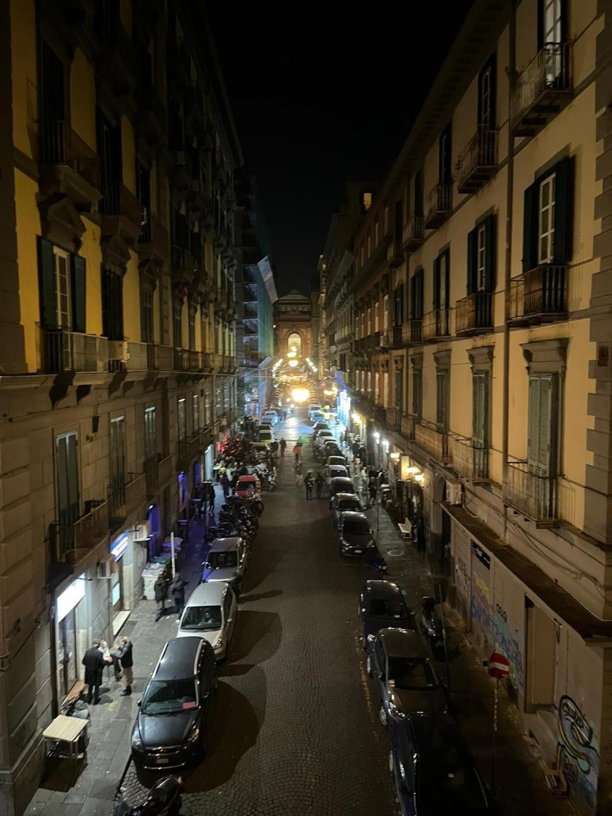 La Dimora Dei Borbone Apartment Naples Luaran gambar